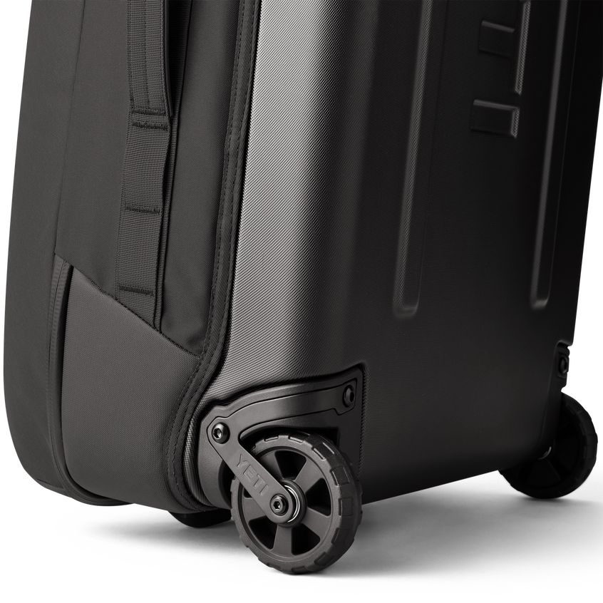 Crossroads® 73L/29" Wheeled Luggage Black